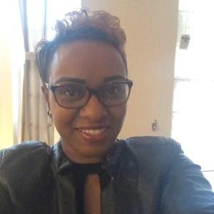 Meet your Posher, Janiele